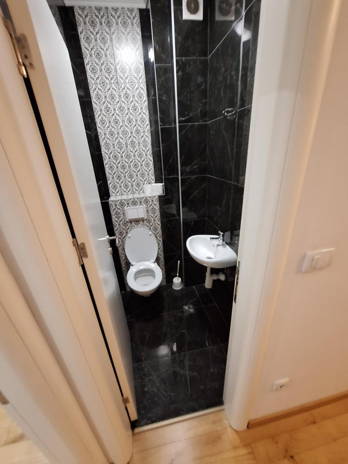 Elegantna Oaza Apartment บันยาลูกา ภายนอก รูปภาพ